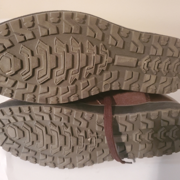 Spring shoe - Picture 2 of 2